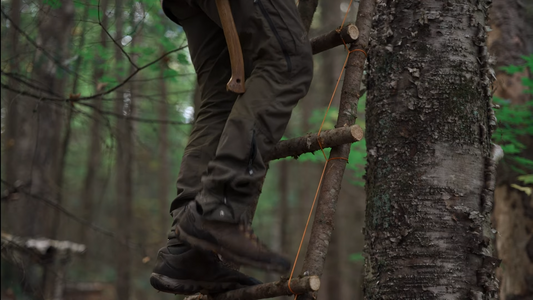 Illustration depicting the construction of a Bushcraft ladder