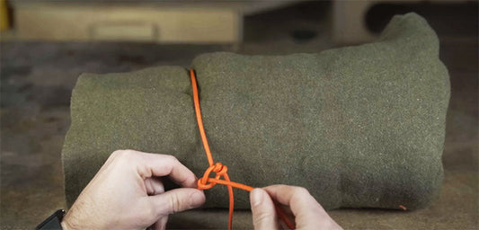 tying a jam hitch for a zip tie knot